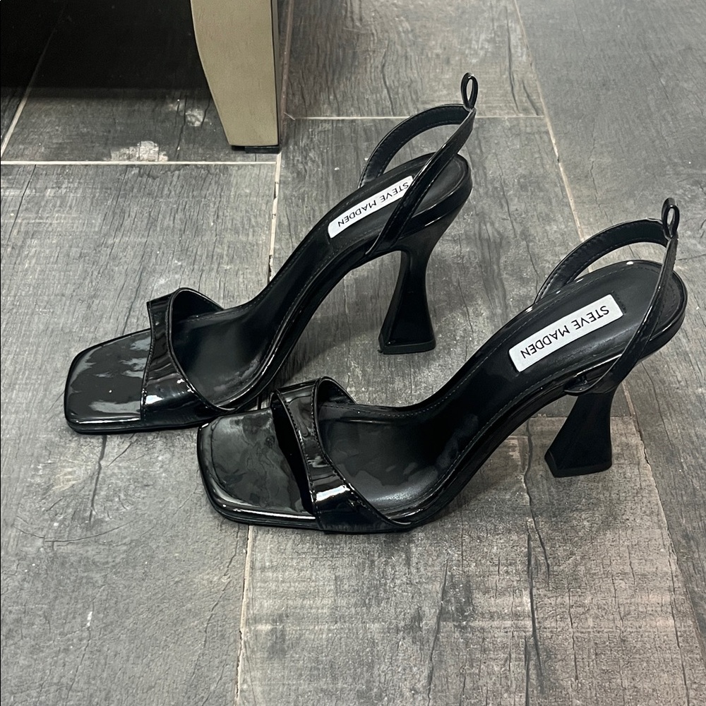 HARDLY WORN Steve Madden Stylish Black Heels
